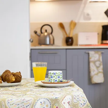 Apartamento Joivy Alfama 35 *