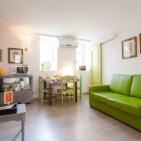 Guestready - Alfama Urban Apartments Лиссабон